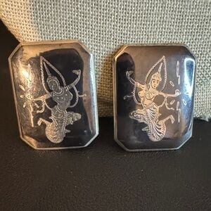 Vintage Siam Sterling Niello Clip on Earrings